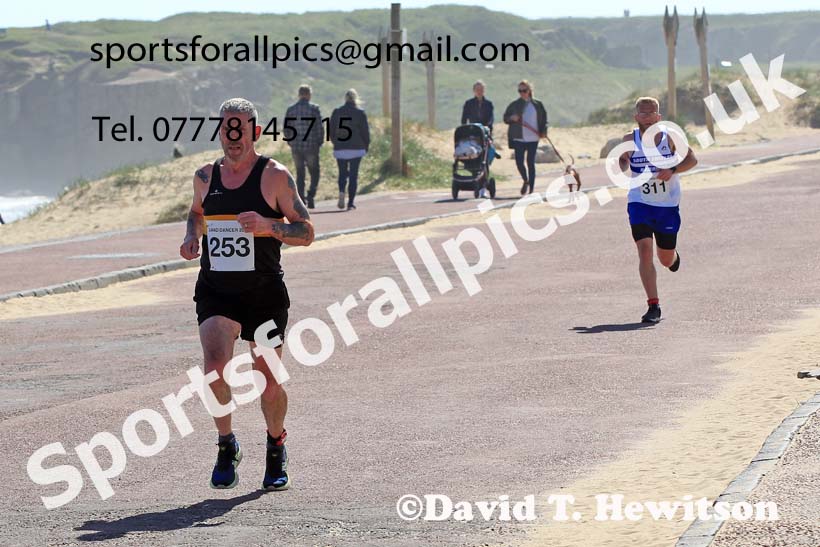 2022 Sand Dancer 10k, South Shields.  Photo: David T. Hewitson/Sports for All Pics